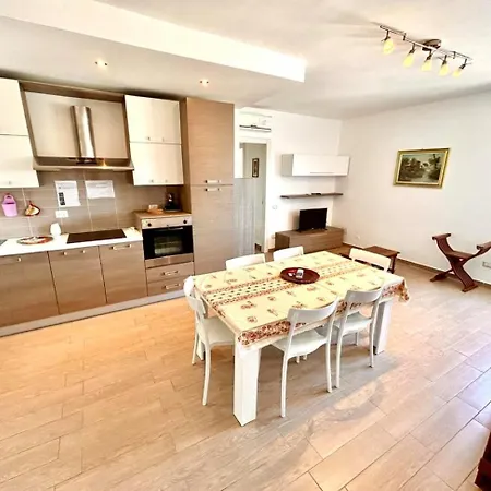 Apartmán Fabrizio Nuovo Trilo Con A/c A 200 M Dal Mare